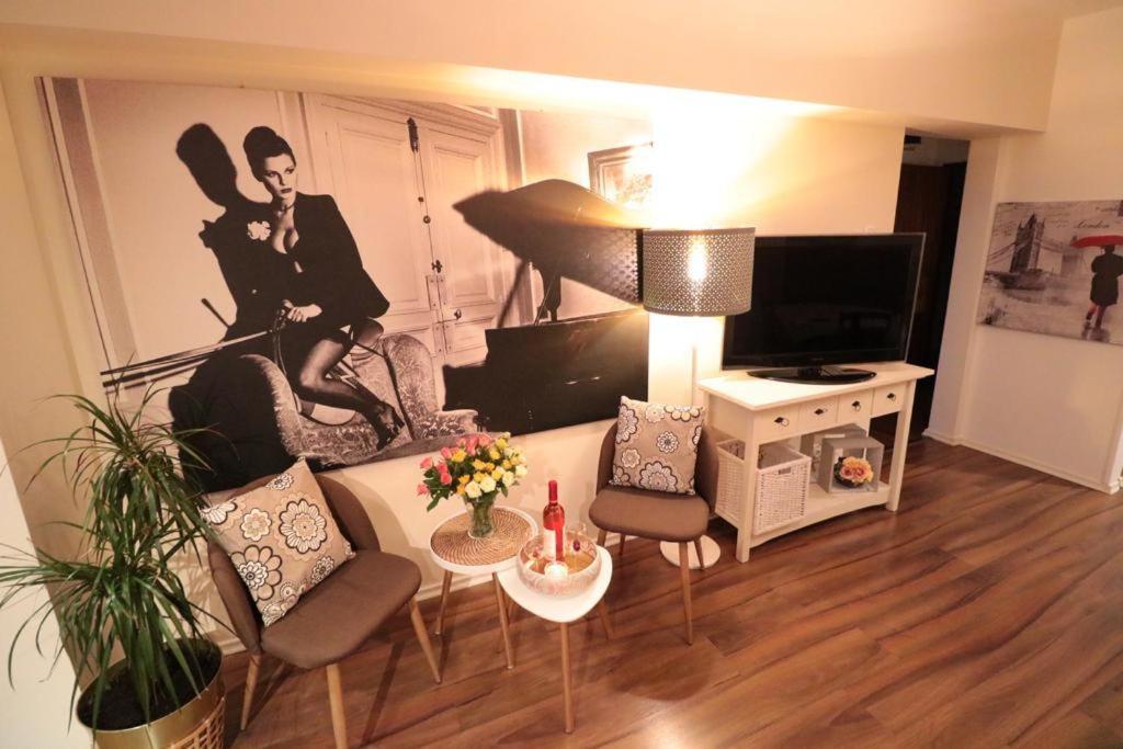 Cosy Central Apartment Bucarest Exterior foto