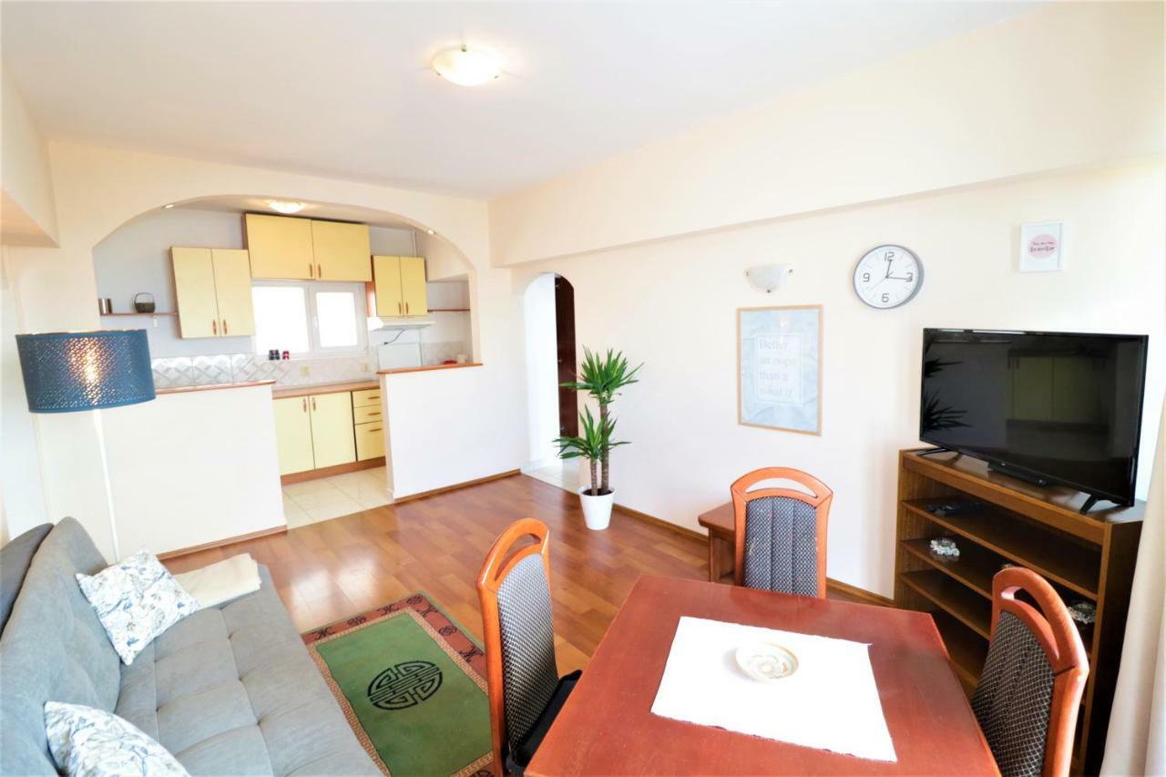 Cosy Central Apartment Bucarest Exterior foto